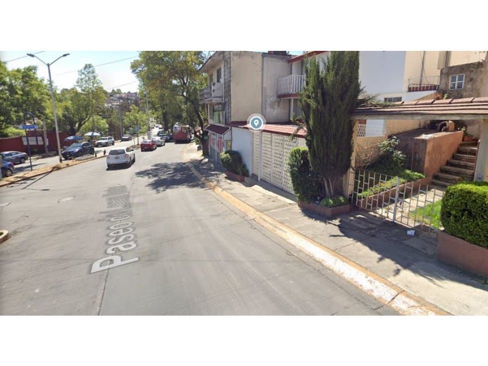 CASA EN PASEO DE LOMAS VERDES — foto 4