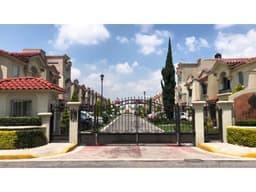 CASA EN REMATE DE LUJO EN CUAUTITLÁN IZCALLI