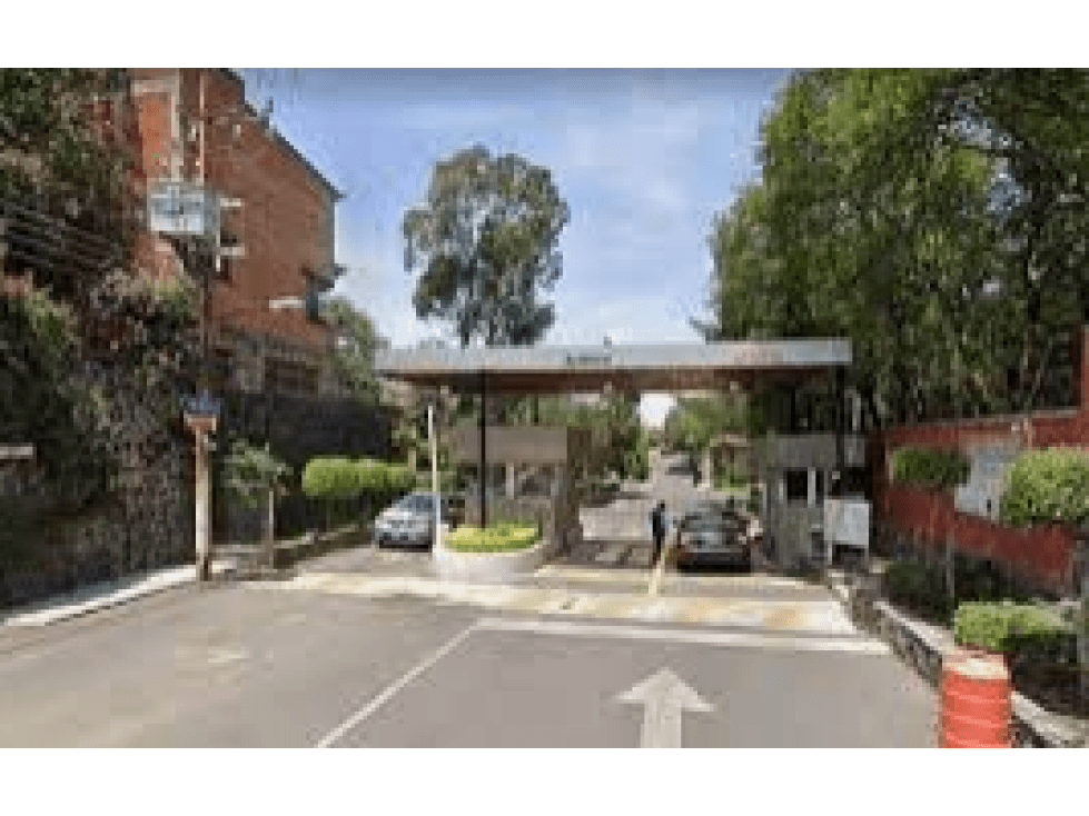 CASA EN REMATE - INVERSIÓN GARANTIZADA — foto 2
