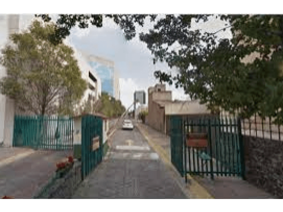 CASA EN REMATE - INVERSIÓN GARANTIZADA — foto 2