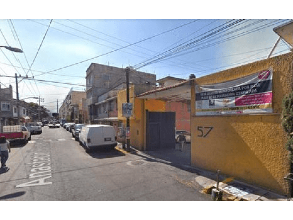 EXCELENTE OPORTUNIDAD HERMOSA CASA — foto 3
