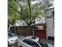 BONITA CASA EN CENTRO DE COYOACAN  ADJUDICADA