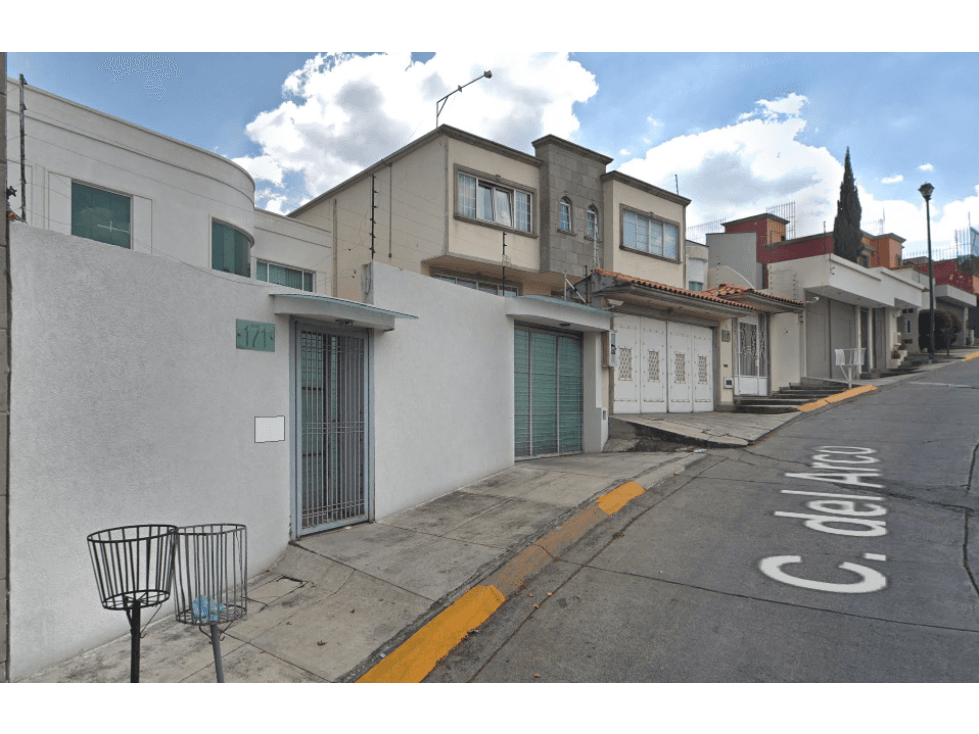 EXCELENTE CASA LOMAS DE LA HERRADURA — foto 1