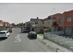 CASA ADJUDICADA DE ENTREGA INMEDIATA EN CUAUTITLAN IZCALLI