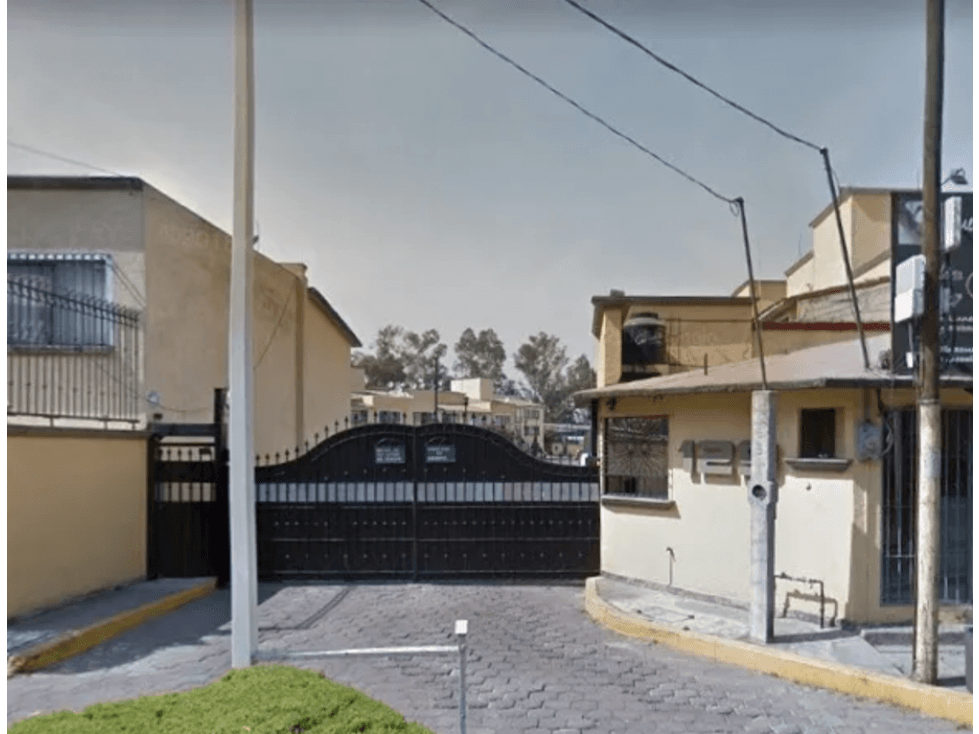 CASA EN FRACC. LOMAS ESTRELLA CDMX — foto 3