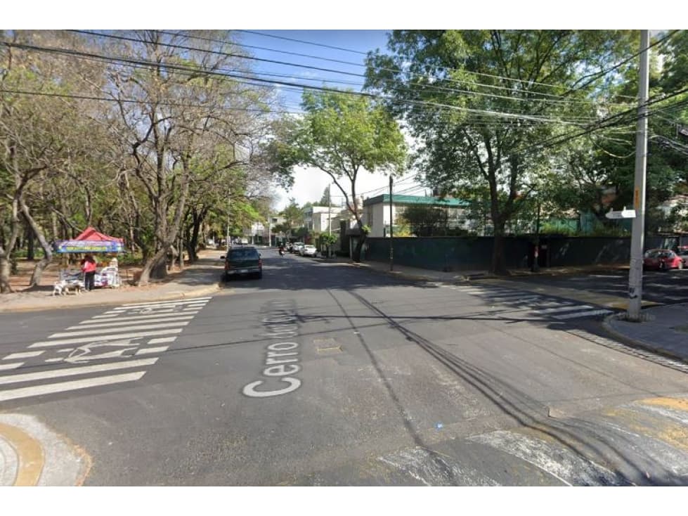 CASA EN REMATE COYOACÁN — foto 2