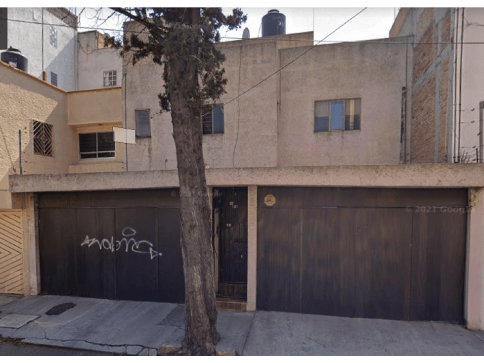 CASA EN PASEOS DE CHURUBUSCO — foto 1