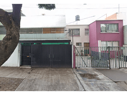 CASA EN VENTA EN COLONIA EDUCACIÓN  ADTRLV102