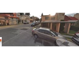 CASA EN VIA LACTEA COL JARDINES DE SATELITE NAUCALPAN EDO MEX REMATE