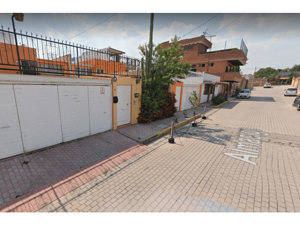 CASA EN REMATE DE LUJO EN TEPOTZOTLÁN — foto 3