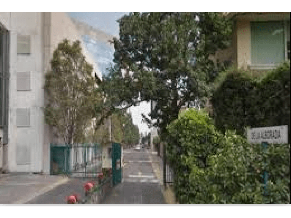 CASA EN REMATE - INVERSIÓN GARANTIZADA — foto 3