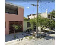 CASA EN COL. BOSQUES DE SAN MIGUEL MNPIO. APODACA NUEVO LEÓN
