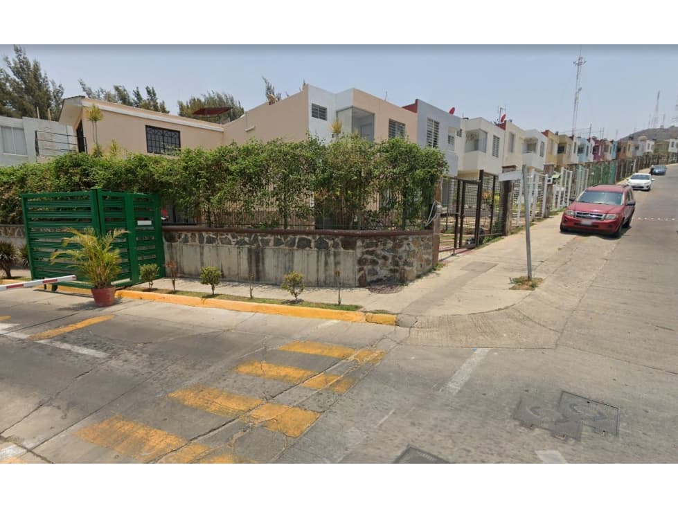 VENTA DE CASA EN TLAQUEPAQUE — foto 4