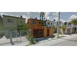 VENTA DE CASA EN LA COLONIA CORALES CANCUN