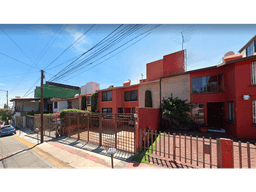 ¡CASA EN JARDINES DE SATELITE! ORO