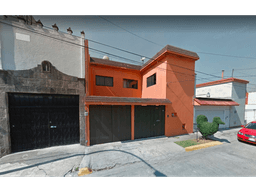 ¡CASA EN ECHEGARAY! ORO