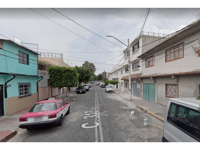 CASA EN CALLE 313 COL. NUEVA ATZACOALCO GUSTAVO A. MADERO