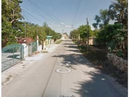 Casa "REMATE BANCARIO" Calle 43, # 145, Mz-49, Oxkutzcab, Yucatán.