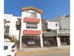 CASA EN VENTA PASEO DE TULLERIAS LOMAS VERDES NAUCALPAN