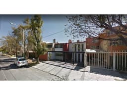 CASA EN REMATE BANCARIO EN CIUDAD SATELITE NAUCALPAN DE JUAREZ EDOMEX