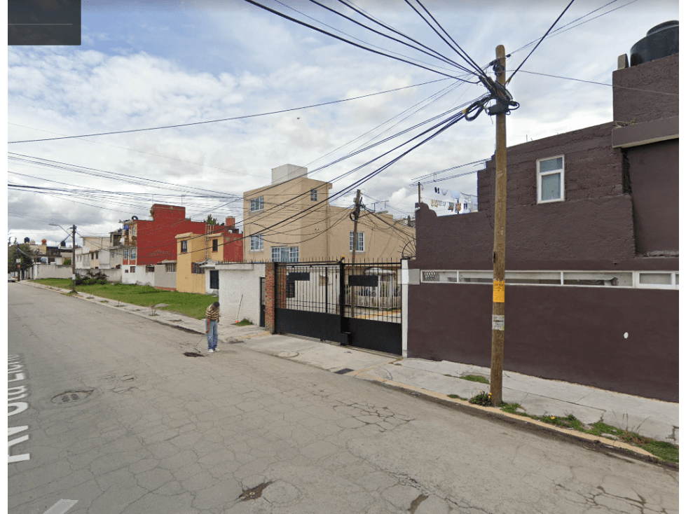 EXCELENTE CASA — foto 4