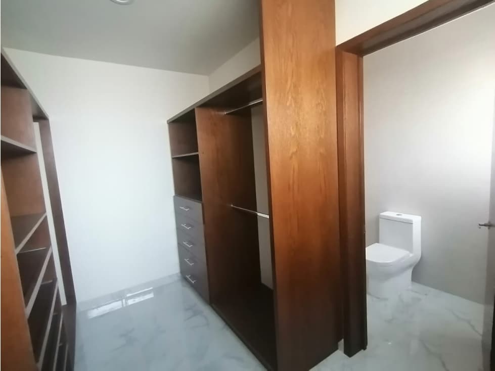 HERMOSA CASA EN PACHUCA — foto 4