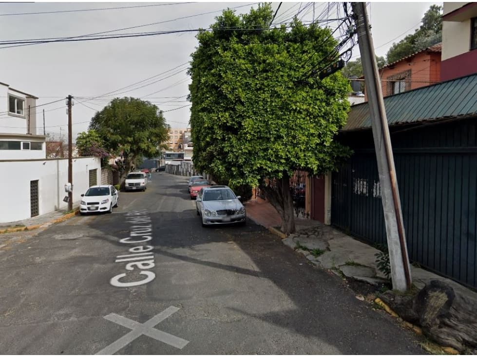 EXCELENTE CASA EN REMATE — foto 4