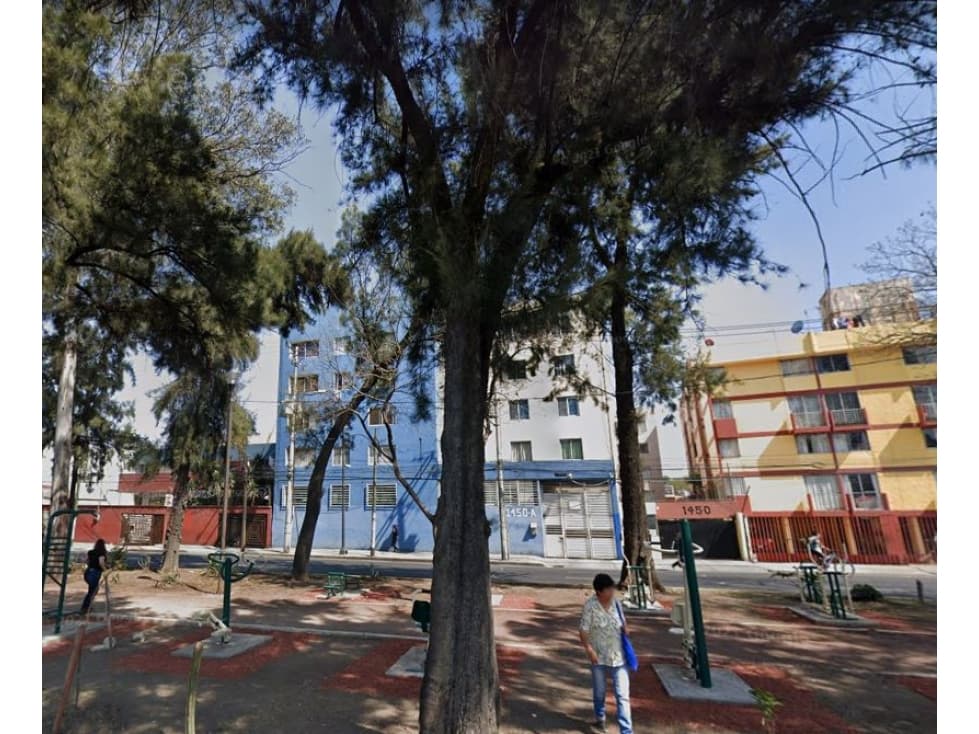 CALZADA DE LA VIGA # 1450 COL.SIFÓN — foto 3