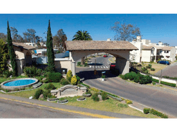 CASA EN BOSQUES DE SHERWWOOD BOSQUES DEL LAGO CUAUTITLAN IZACALLI