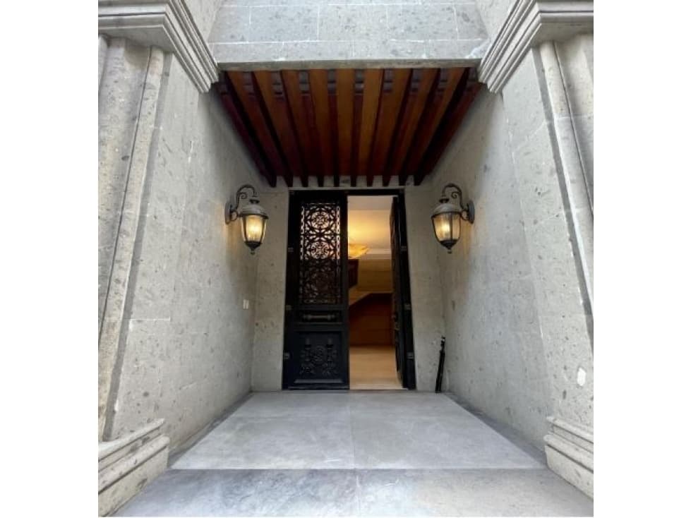 CASA EN VENTA EN BOSQUE DE LAS LOMAS — foto 3