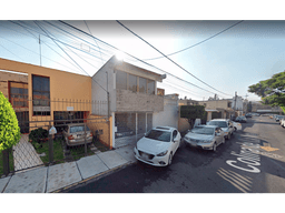 ¡CASA EN NAUCALPAN! BRL