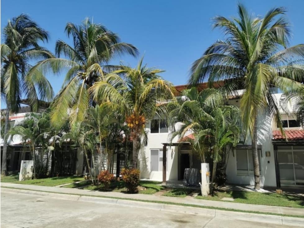 OPORTUNIDAD CASA PLAYA DIAMANTE — foto 6