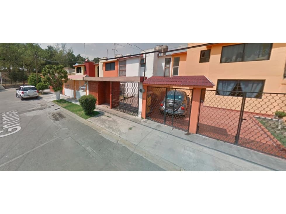 CASA DENTRO DE  FRACCIONAMIENTO EN CUAUTITLAN — foto 1