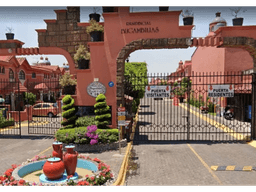 CASA EN CRUZ DEL CRISTO 10 RESIDENCIAL BUGAMBILIAS NAUCALPAN