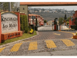 CASA EN SANTA CRUZ DEL MONTE NAUCALPAN EDOMEX