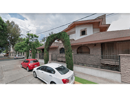 ¡CASA EN VALLE DORADO! OCTV