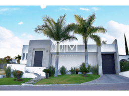 BONITA RESIDENCIA (CUMBRES DEL CAMPESTRE)