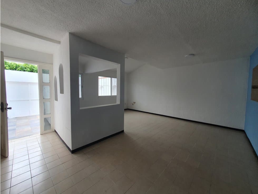 Hermosa casa en Colonia La Alborada (Laguitos) — foto 4
