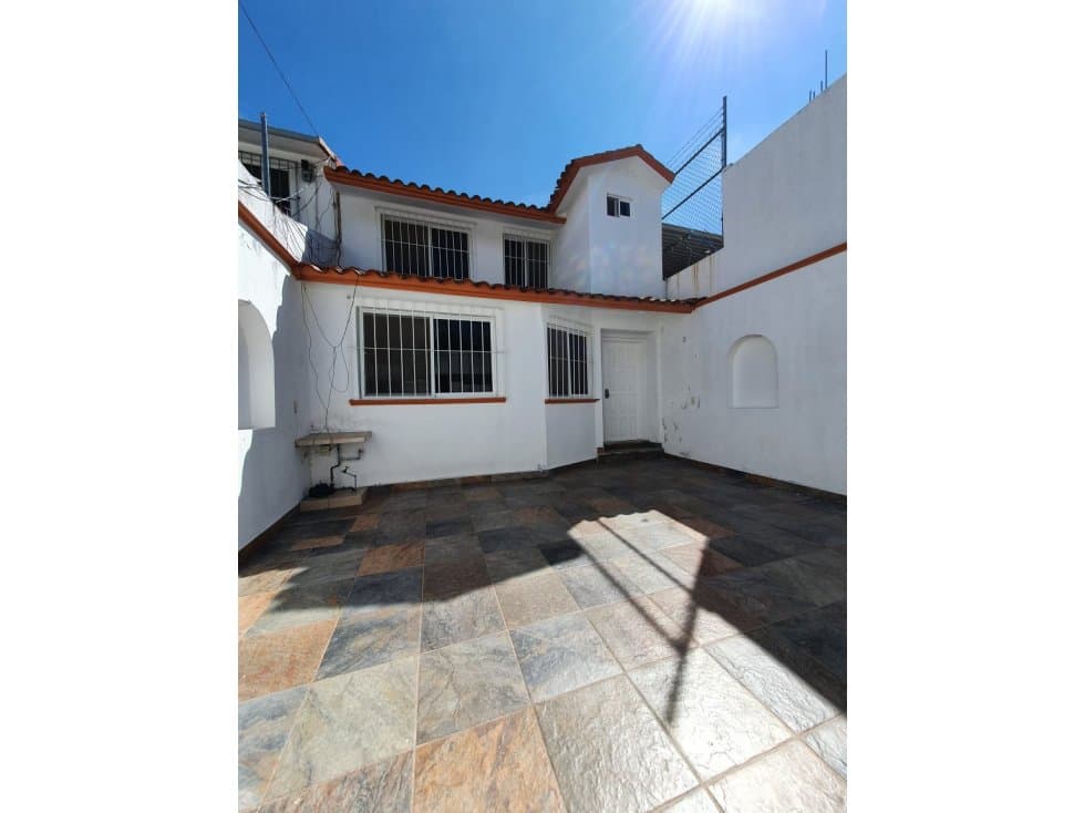 Hermosa casa en Colonia La Alborada (Laguitos) — foto 2