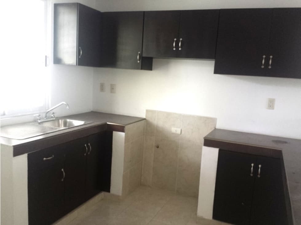 Casa en Plan de Ayala, cerca de Libramiento Norte. — foto 5