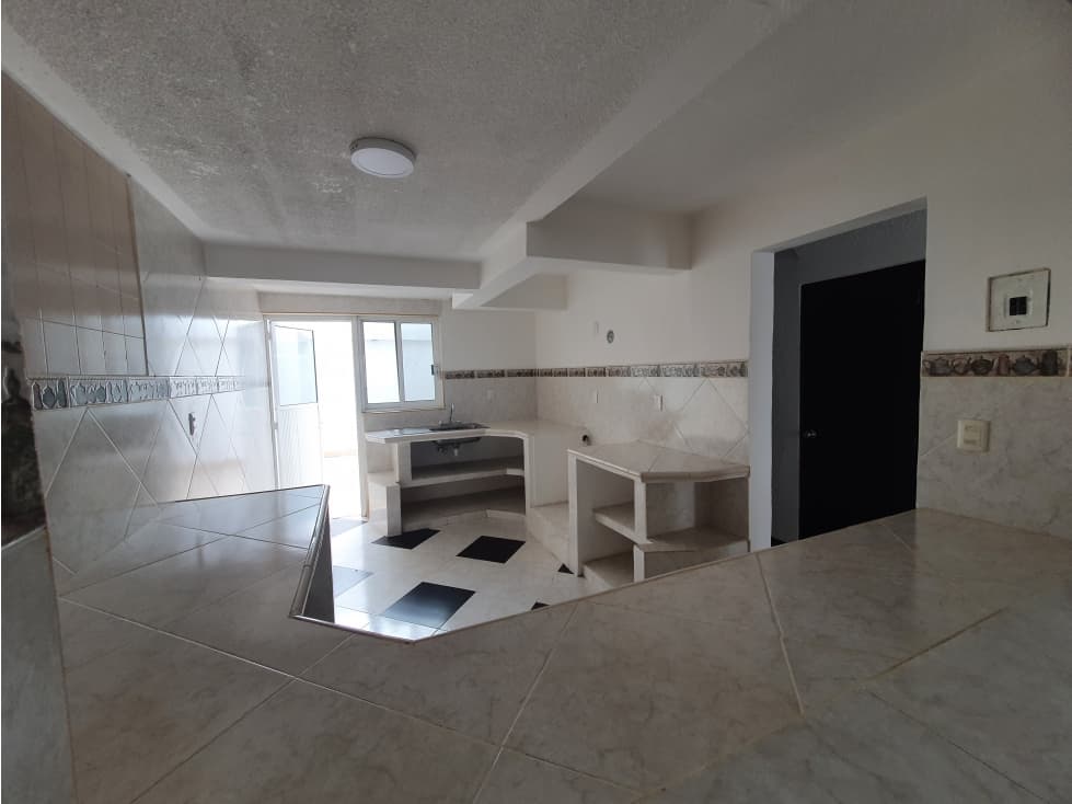 Hermosa casa en Colonia La Alborada (Laguitos) — foto 5
