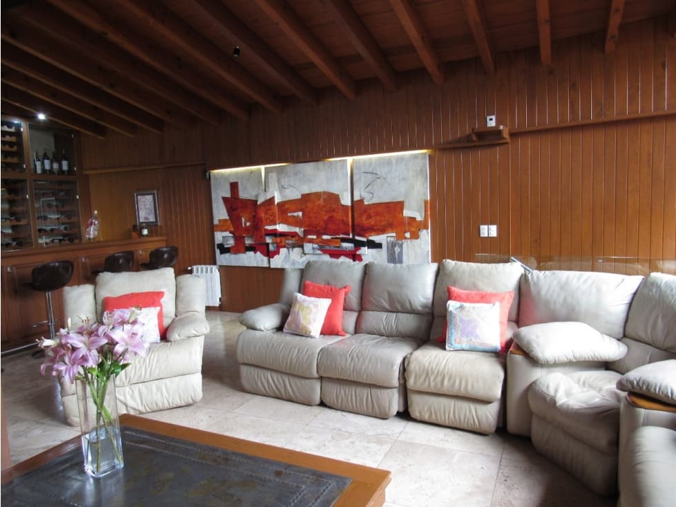 CASA CON BOSQUE PRIVADO EN AVANDARO — foto 4