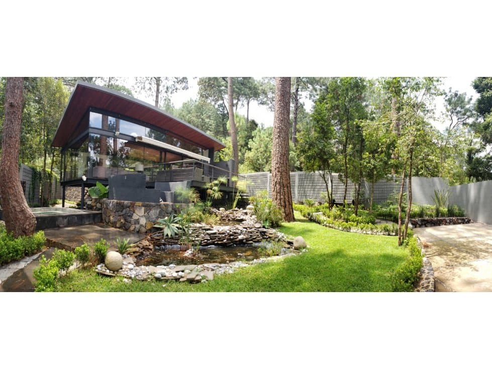 CASA MODERNA ENCLAVADA EN EL BOSQUE — foto 2