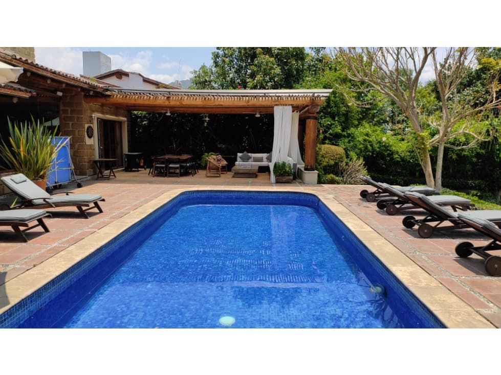 AMPLIA RESIDENCIA EN VALLE DE BRAVO — foto 3