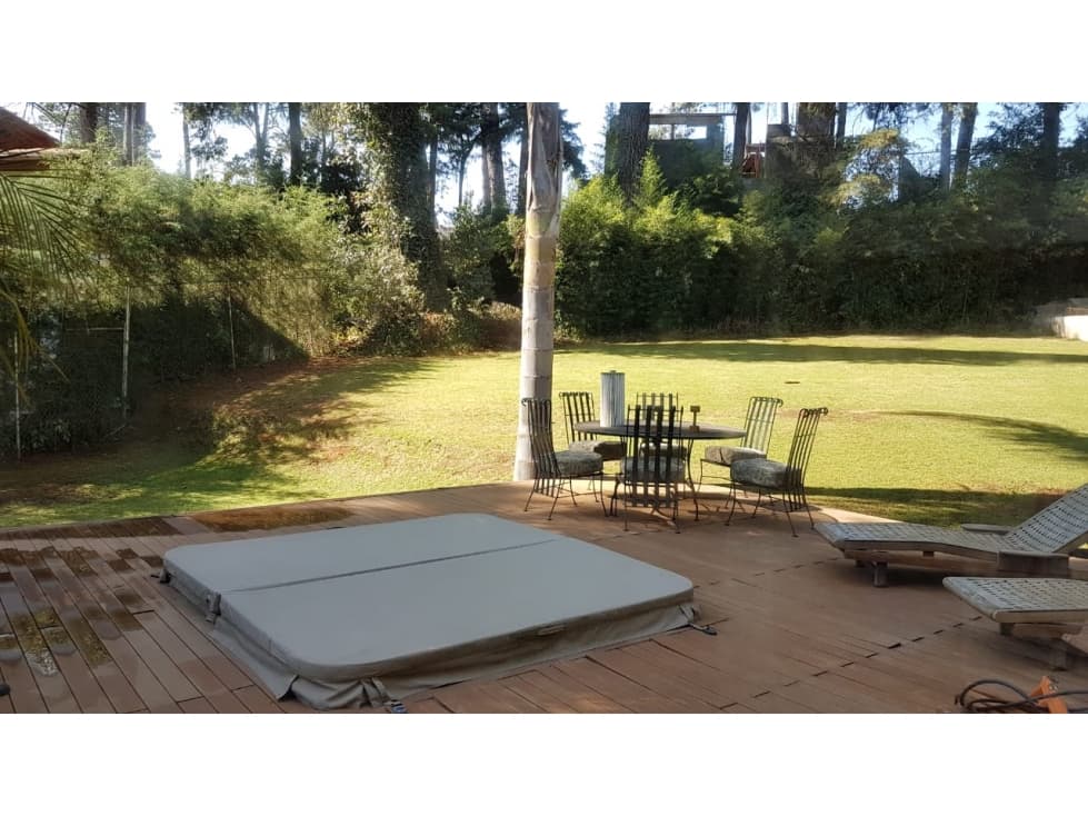 CASA EN AVANDARO CON AMPLIO JARDIN — foto 4