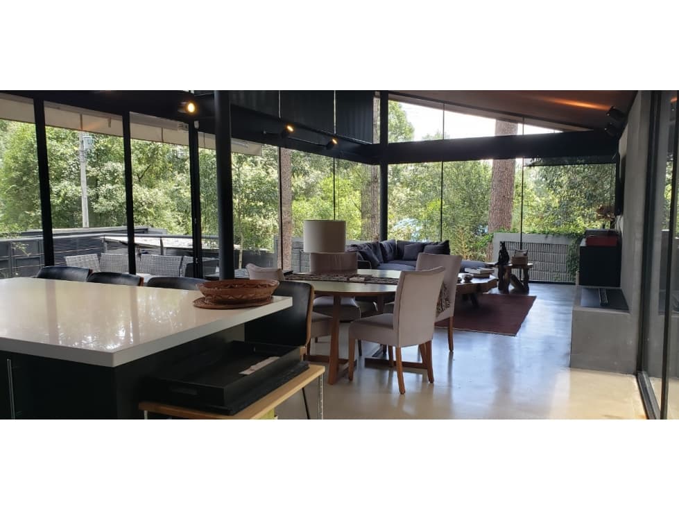 CASA MODERNA ENCLAVADA EN EL BOSQUE — foto 6