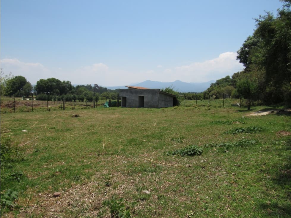 PRACTICO TERRENO CON ABUNDANTE AGUA — foto 3