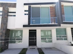 CASA EN VENTA EN ZAKIA EL MARQUES QUERETARO GVM