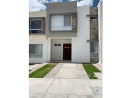 BONITA CASA EN VENTA EN ZAKIA EL MARQUES QUERETARO GAA