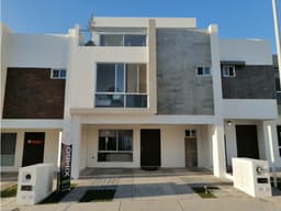 CASA EN VENTA EN ZAKIA EL MARQUES QUERETARO GVM